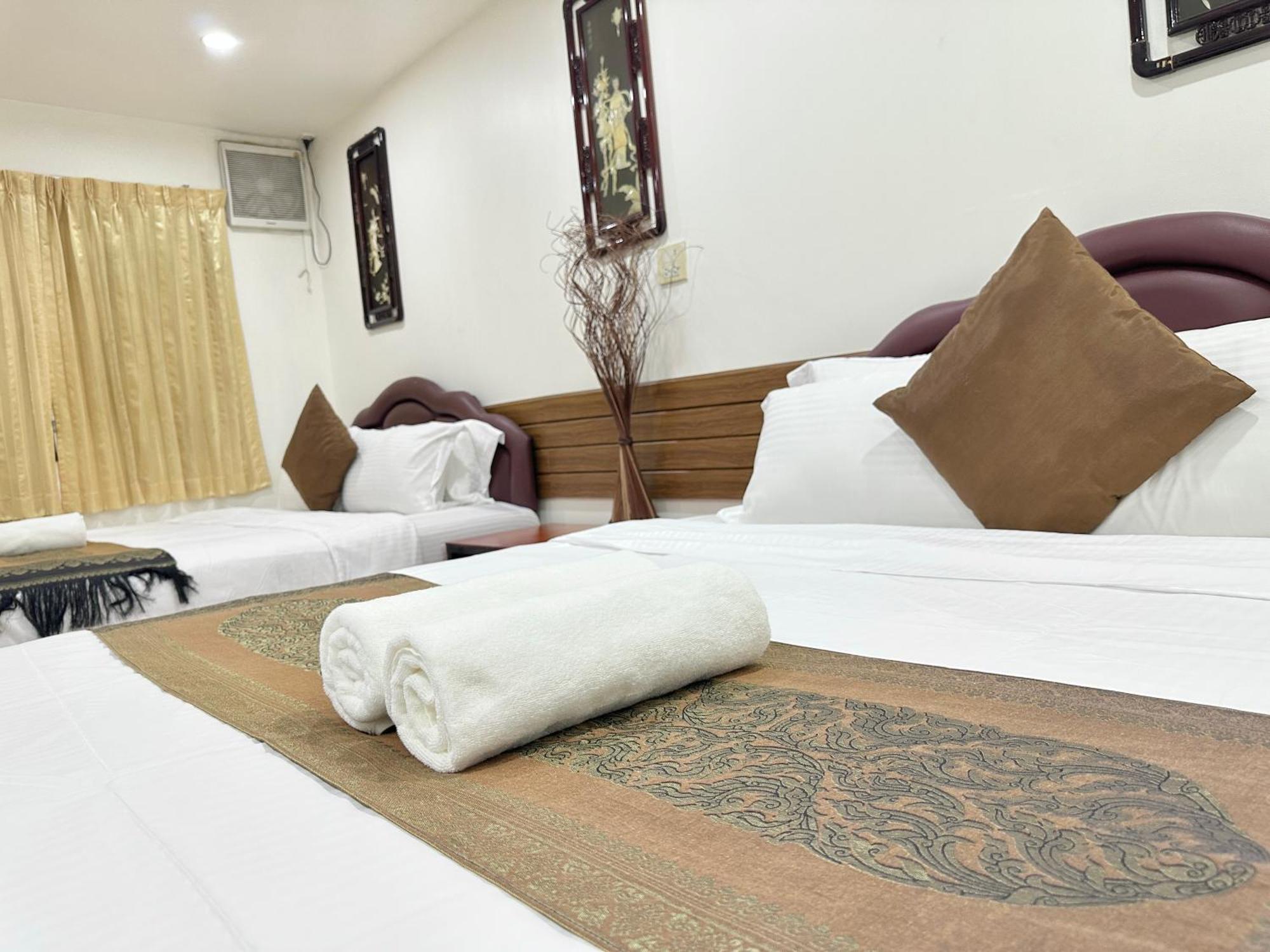 Longzhu Guesthouse Bangkok Buitenkant foto