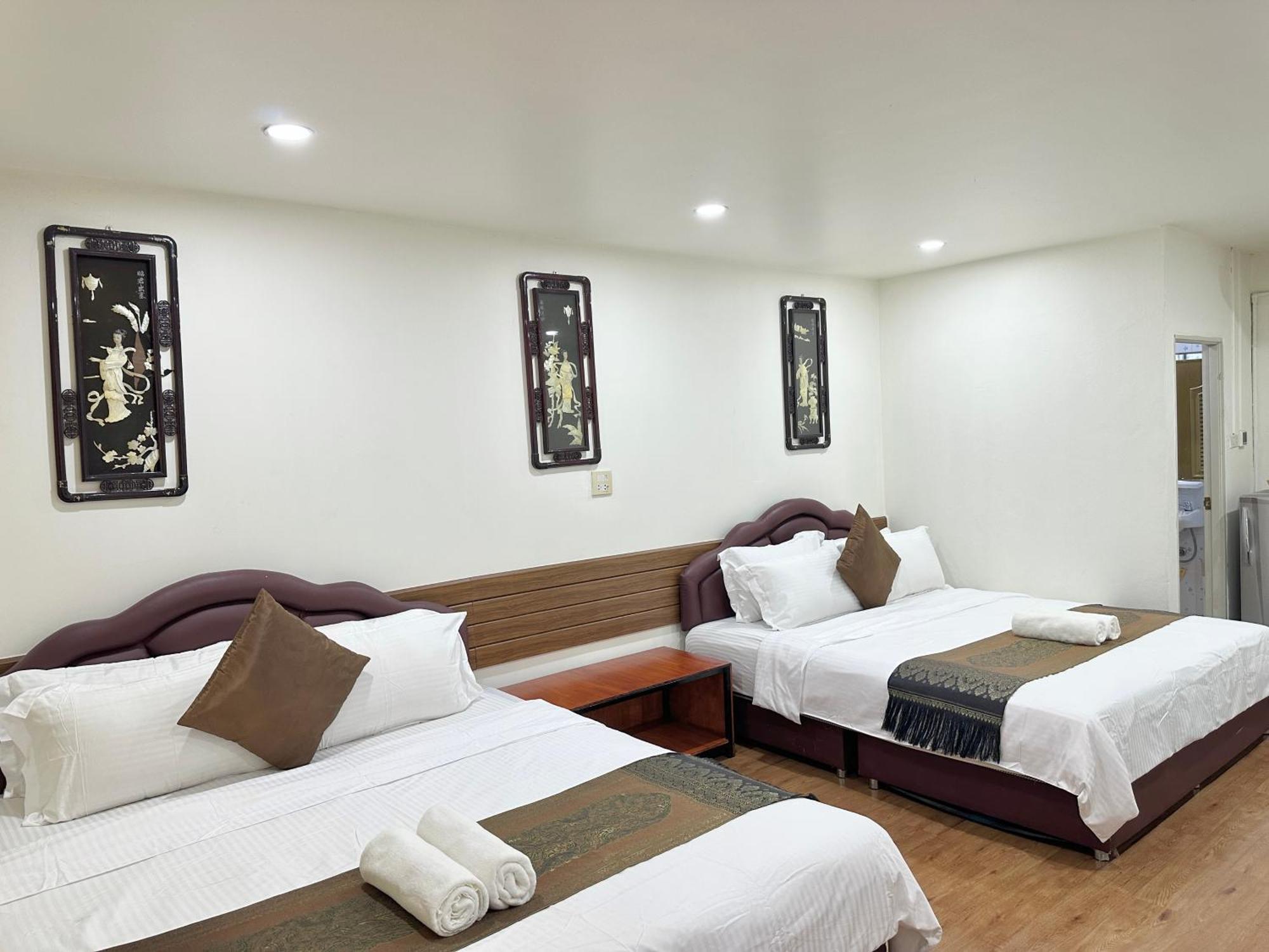 Longzhu Guesthouse Bangkok Buitenkant foto
