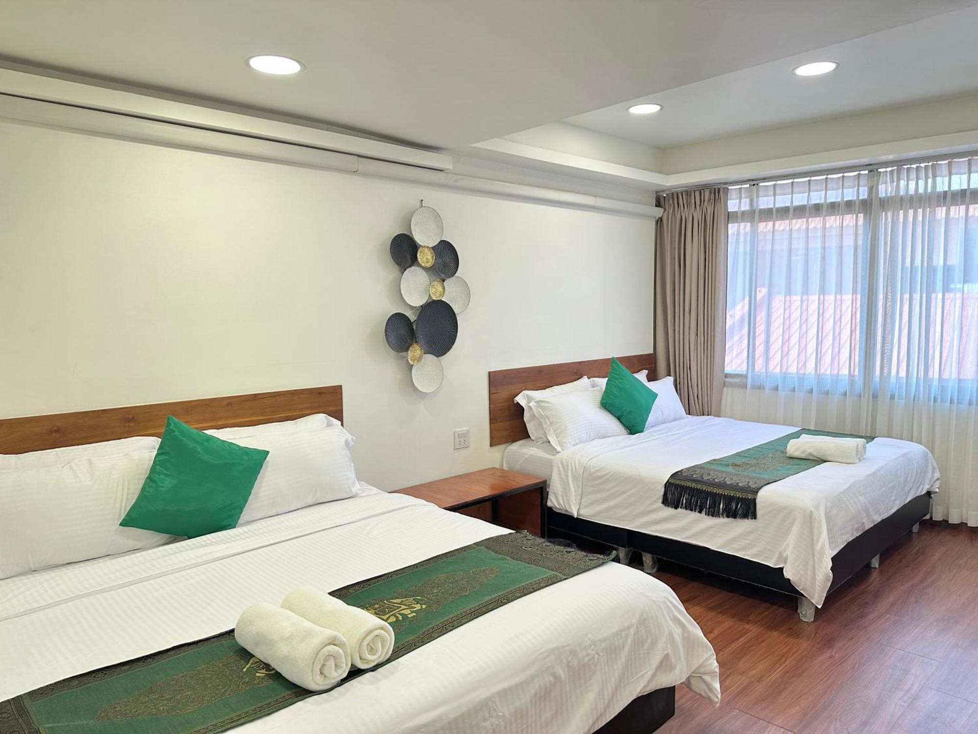 Longzhu Guesthouse Bangkok Buitenkant foto