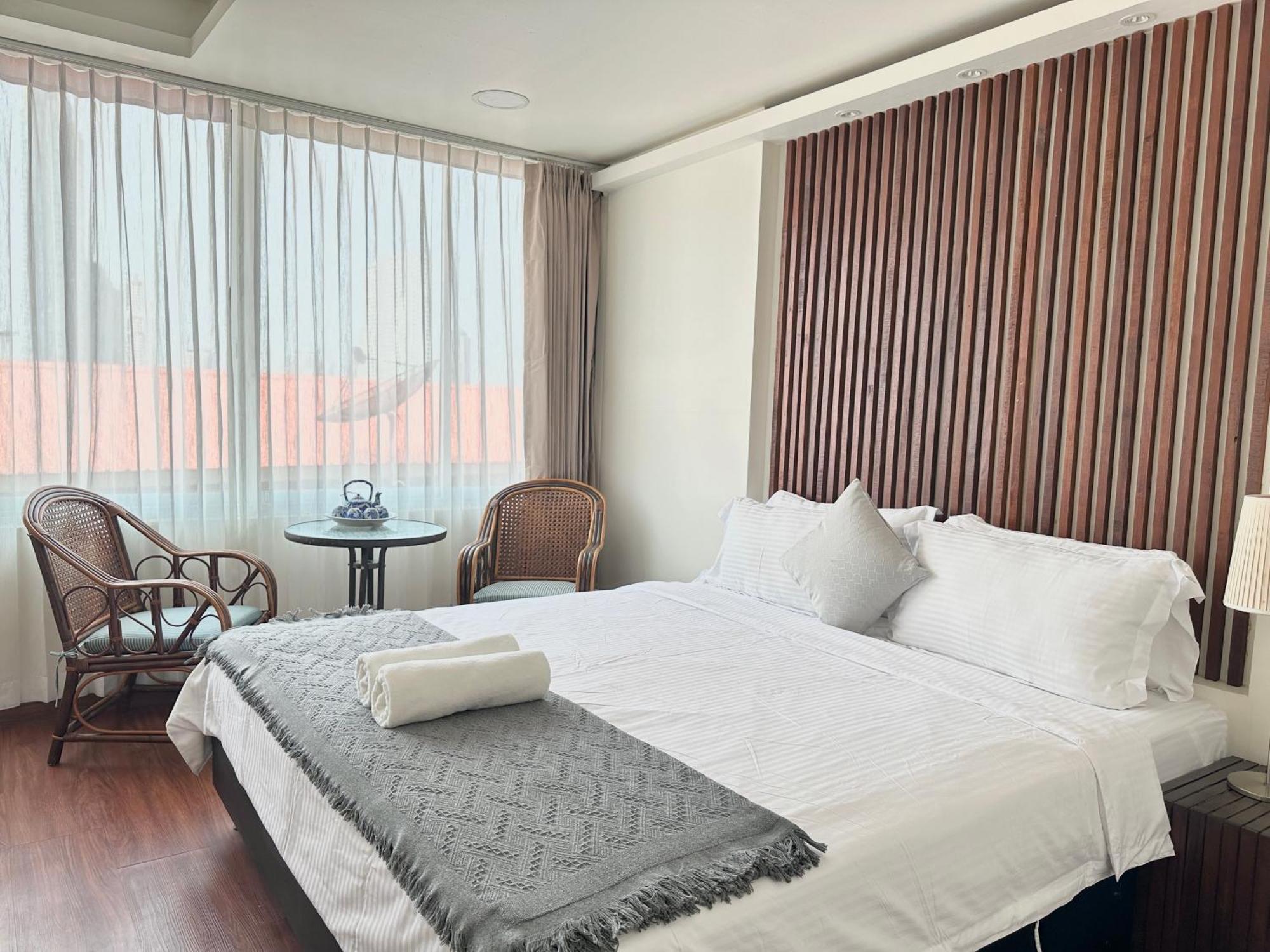 Longzhu Guesthouse Bangkok Buitenkant foto