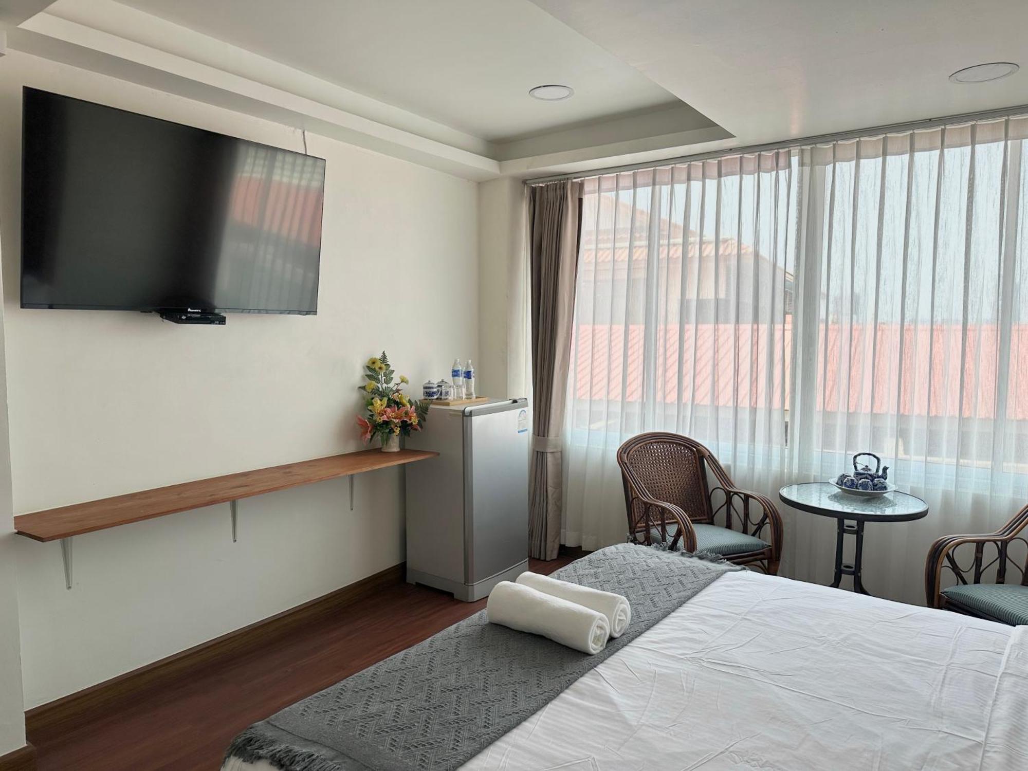 Longzhu Guesthouse Bangkok Buitenkant foto