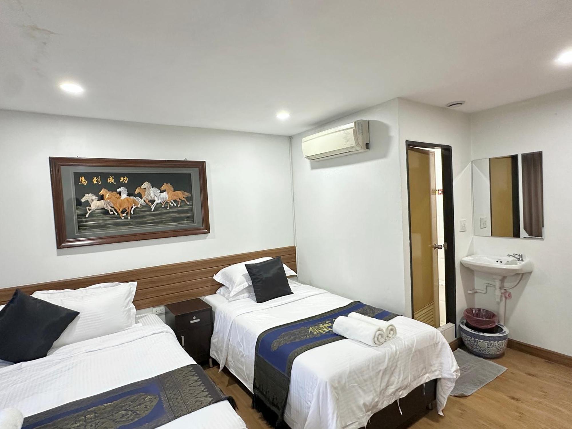 Longzhu Guesthouse Bangkok Buitenkant foto