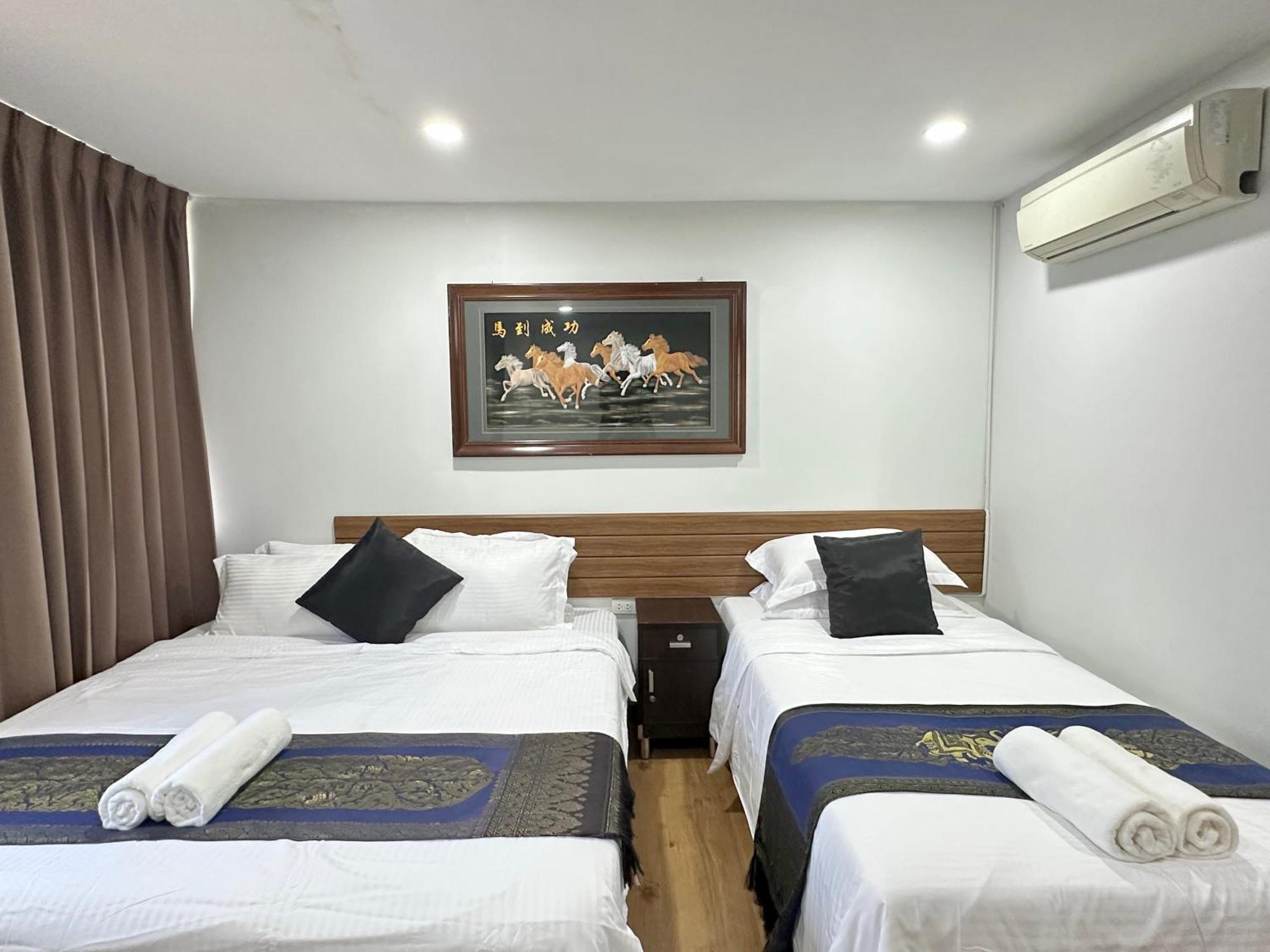 Longzhu Guesthouse Bangkok Buitenkant foto