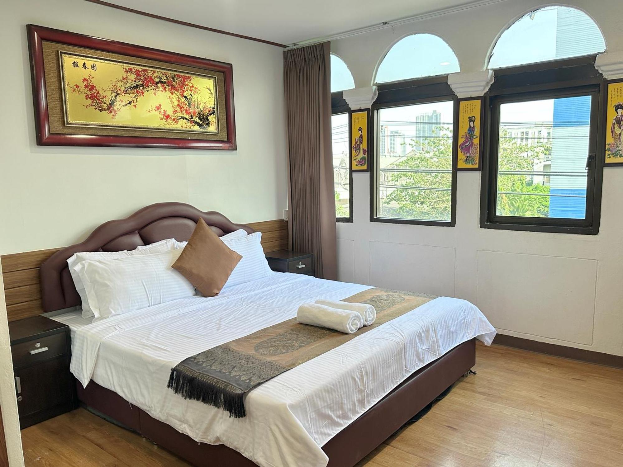 Longzhu Guesthouse Bangkok Buitenkant foto